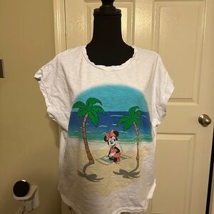 Disney White Tee with Minnie Mouse Beach Print